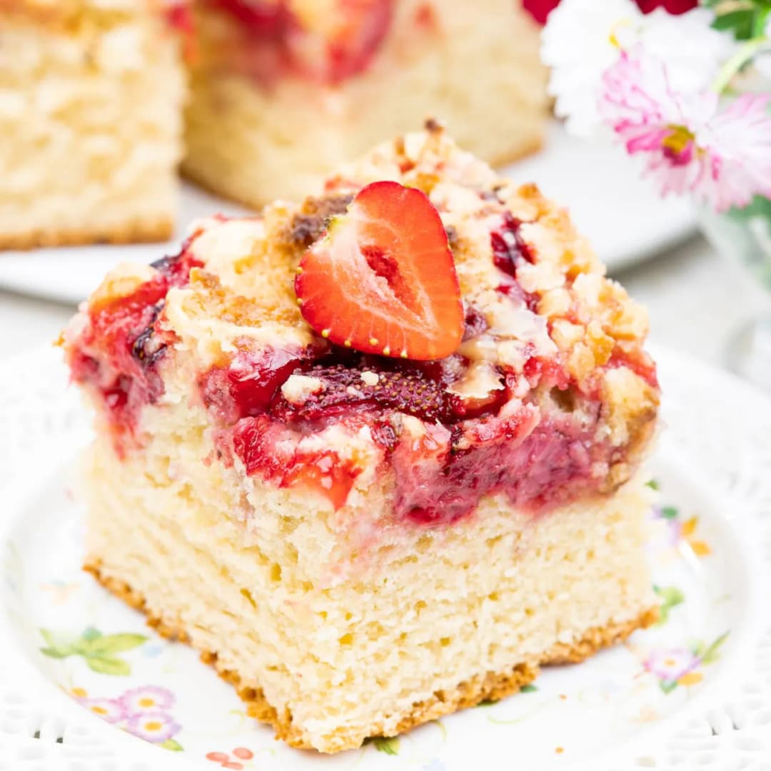 Prosty przepis na ciasto drożdżowe z truskawkami krok po kroku bez błędów