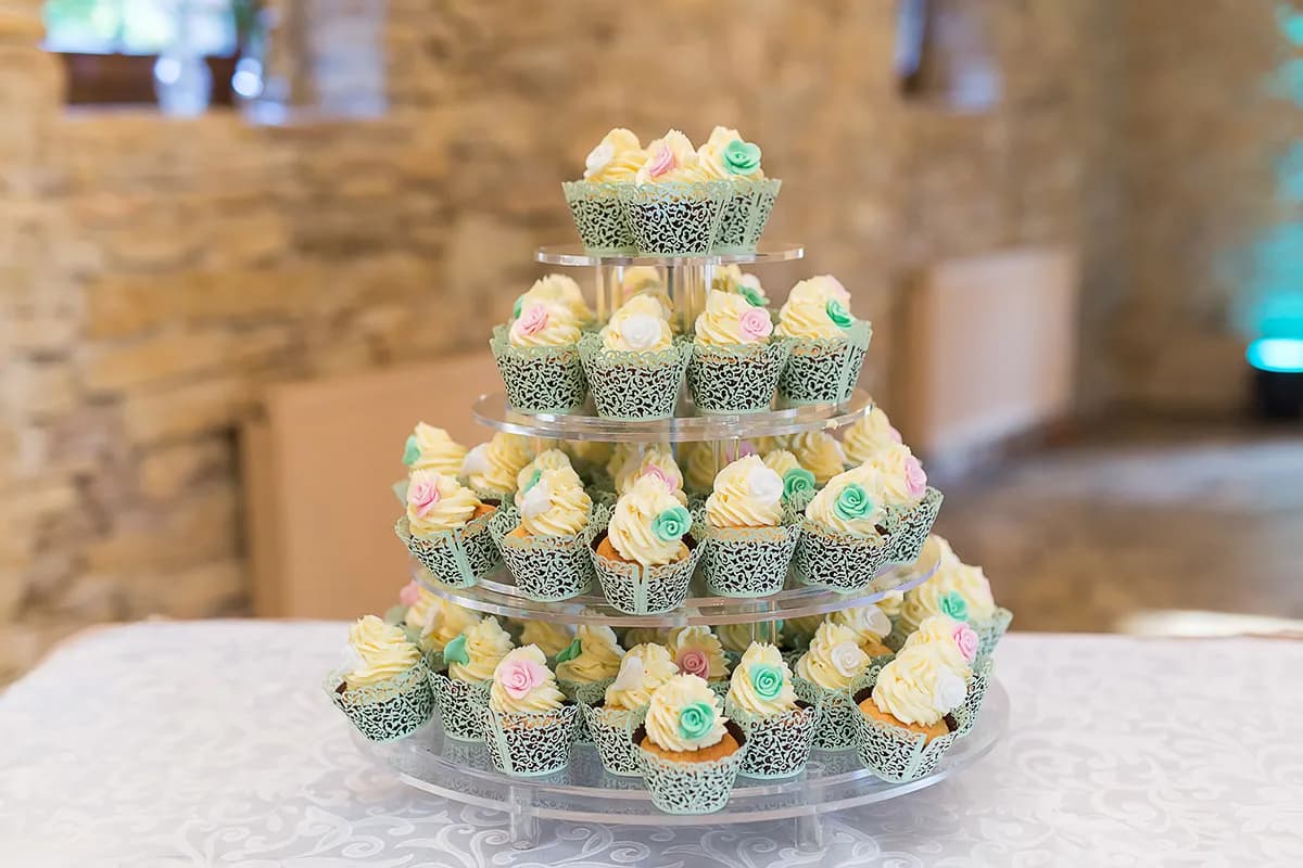 Jak zrobić pikery do babeczek, które zachwycą Twoich gości